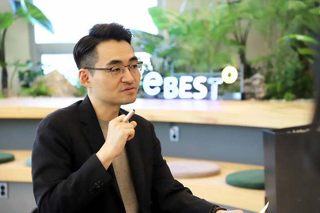 염승환 이사 분석 장면